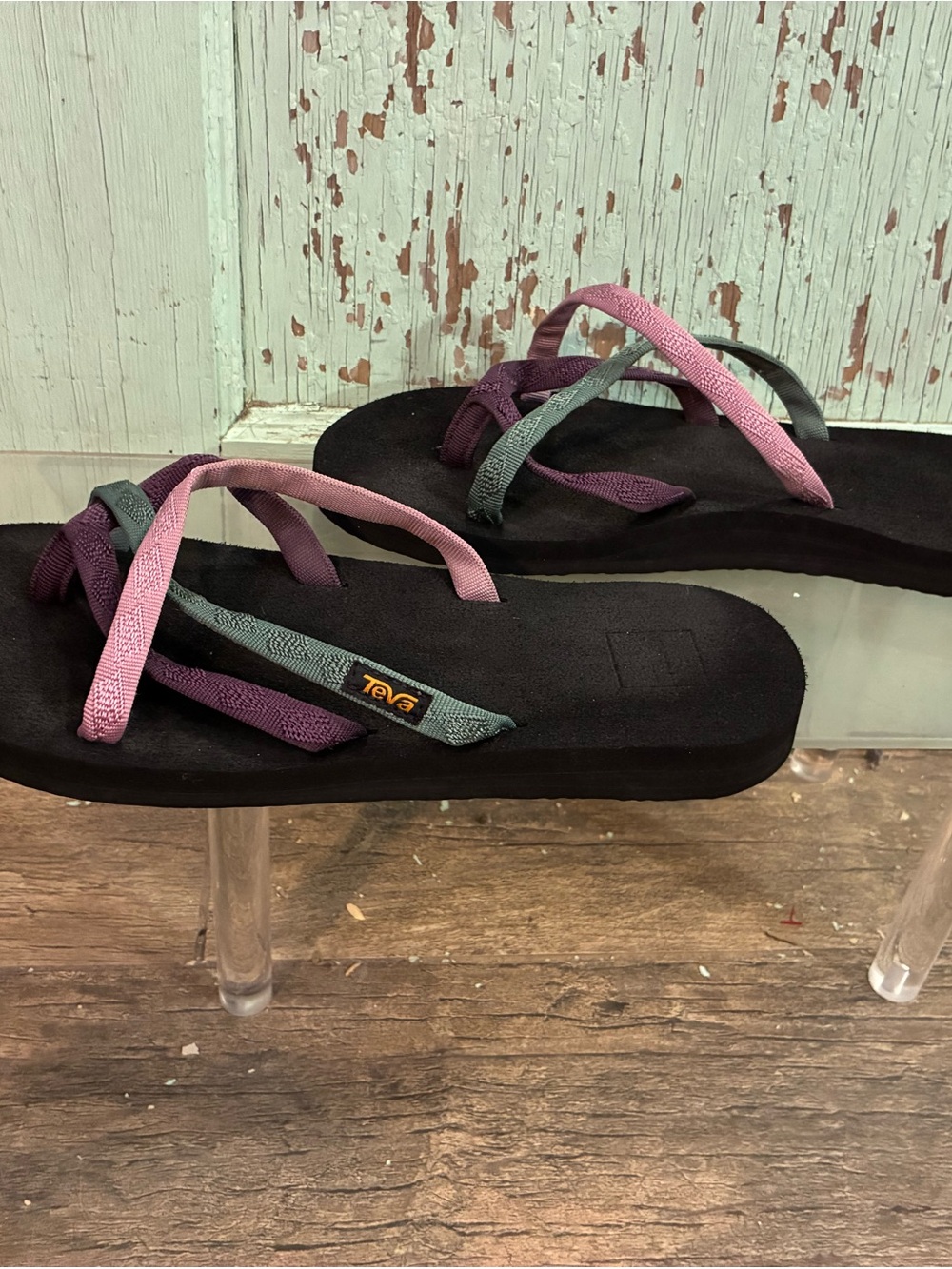 Women’s Teva Flip Flop Sandals with Pink & Teal Straps - - Picture 2 of 6